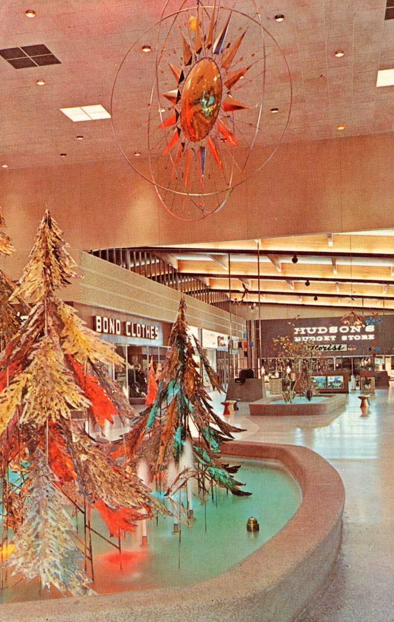 Summit Place Mall (Pontiac Mall) - Vintage Postcard (newer photo)